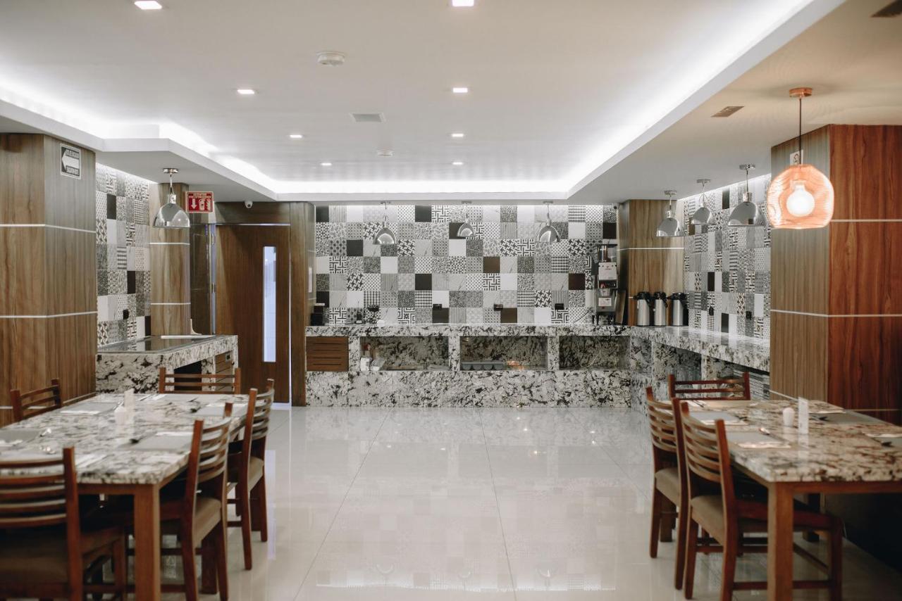 Hotel Dali Plaza Ejecutivo Гвадалахара Экстерьер фото
